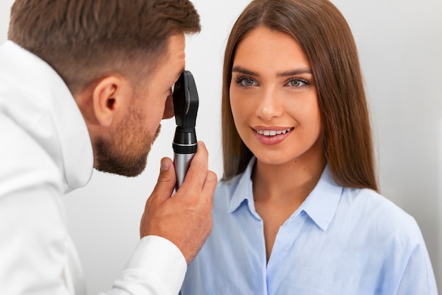 Jak przebiega audiometria tonalna w gabinecie laryngologa?