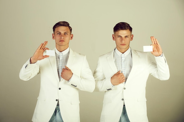 Co na gardło przy refluksie wybrać, by złagodzić dolegliwości?