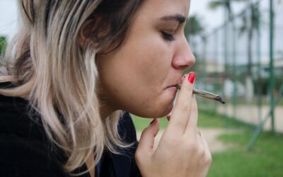 Czy palenie zmienia głos i jak to odczuwają palacze?