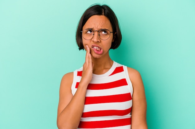 Jak wygląda zapalenie jamy ustnej i po czym je rozpoznać?