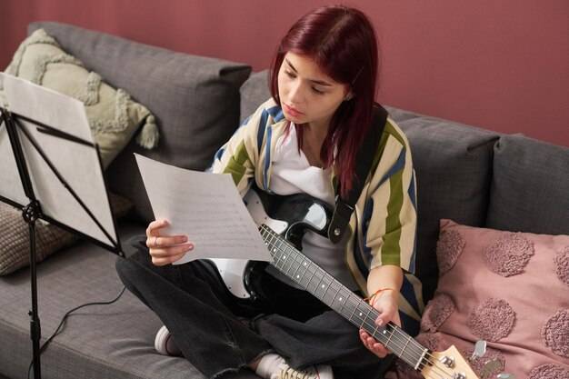 Czym leczyć struny głosowe w przypadku chrypki?