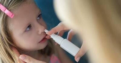 Jak udrożnić zatkany nos u dziecka w domowych warunkach?